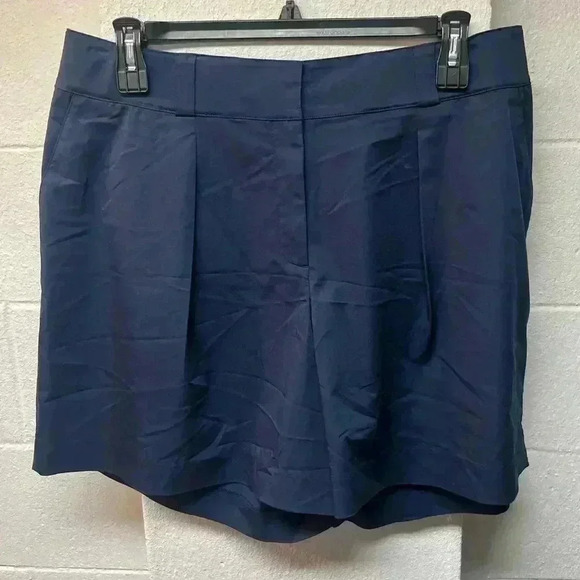 Lane Bryant navy shorts. Size 18 - Picture 1 of 4